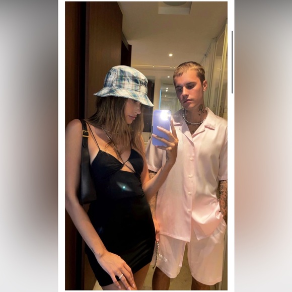 ZARA SHORT
STRAPPY ASYMMETRIC DRAPED DRESS BLACK Xs excellent condition - Picture 8 of 8